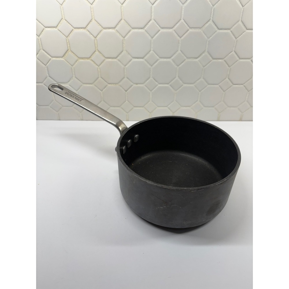 Circulon Commercial Saucepan Unisex 2QT Grey Hard Anodized Nonstick Pot